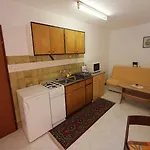 And Mariza בית הארחה 3*