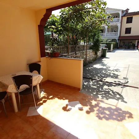 Room&apartments Mariza