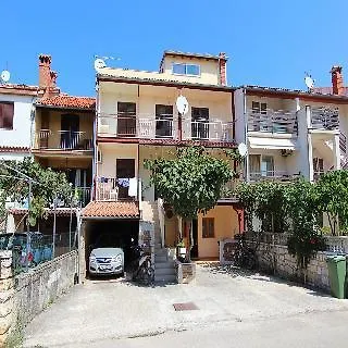 And Mariza Ρόβινι